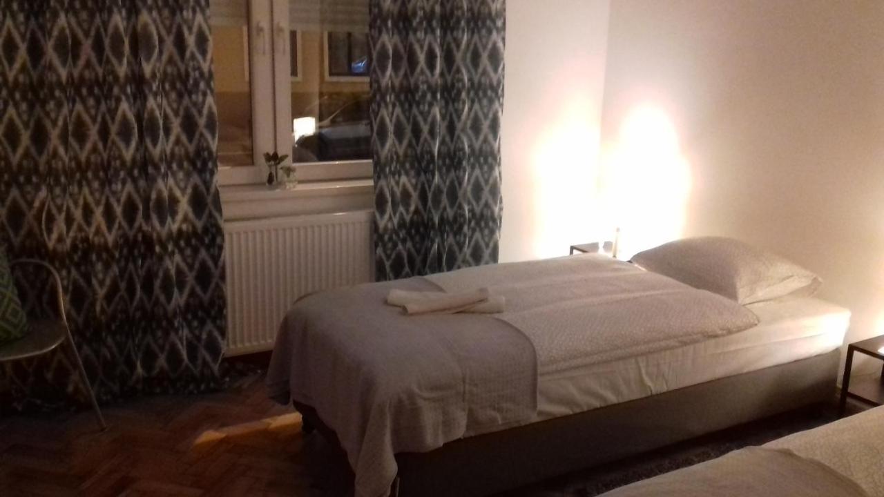 Hills Apartments Versec Kültér fotó