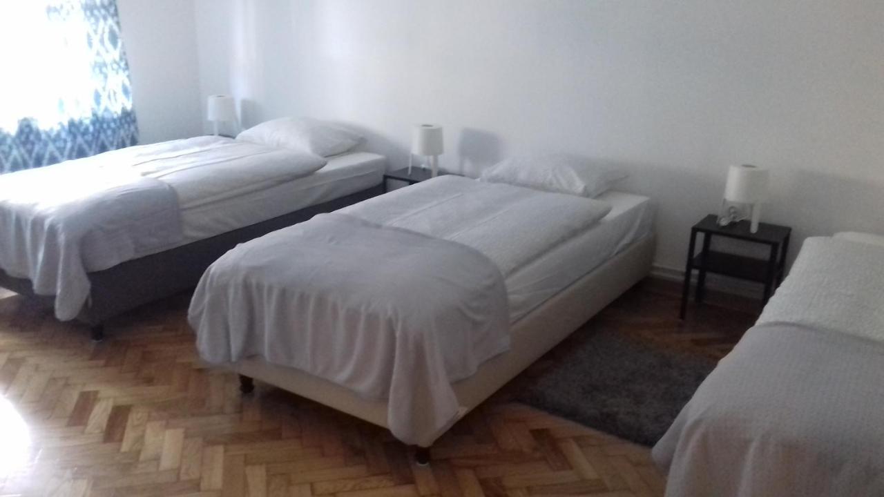 Hills Apartments Versec Kültér fotó